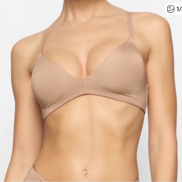 NWT Skims Wireless Form Push Up Plunge Bra Clay Tan Women Size 36DD - Picture 13 of 13